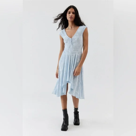 NEW Silence + Noise | Corina Velvet Mini Dress | Size XS - Picture 2 of 12